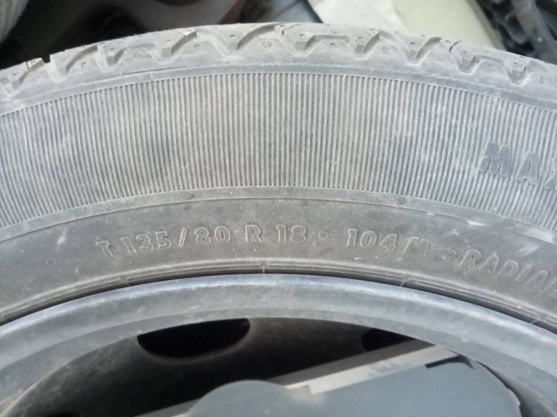 Recambio de neumatico repuesto para peugeot 5008 gt line referencia OEM IAM T135/80/18  