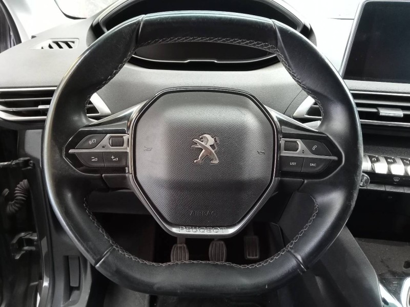 Recambio de volante para peugeot 5008 gt line referencia OEM IAM   