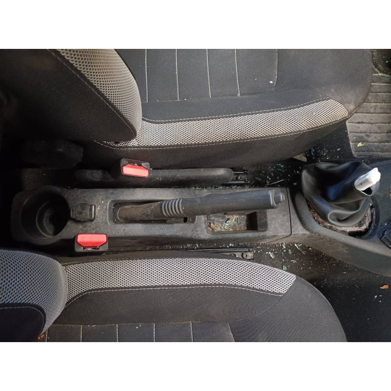 Recambio de consola central para dacia sandero stepway ambiance referencia OEM IAM   