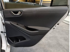 GUARNECIDO PUERTA TRASERA DERECHA 