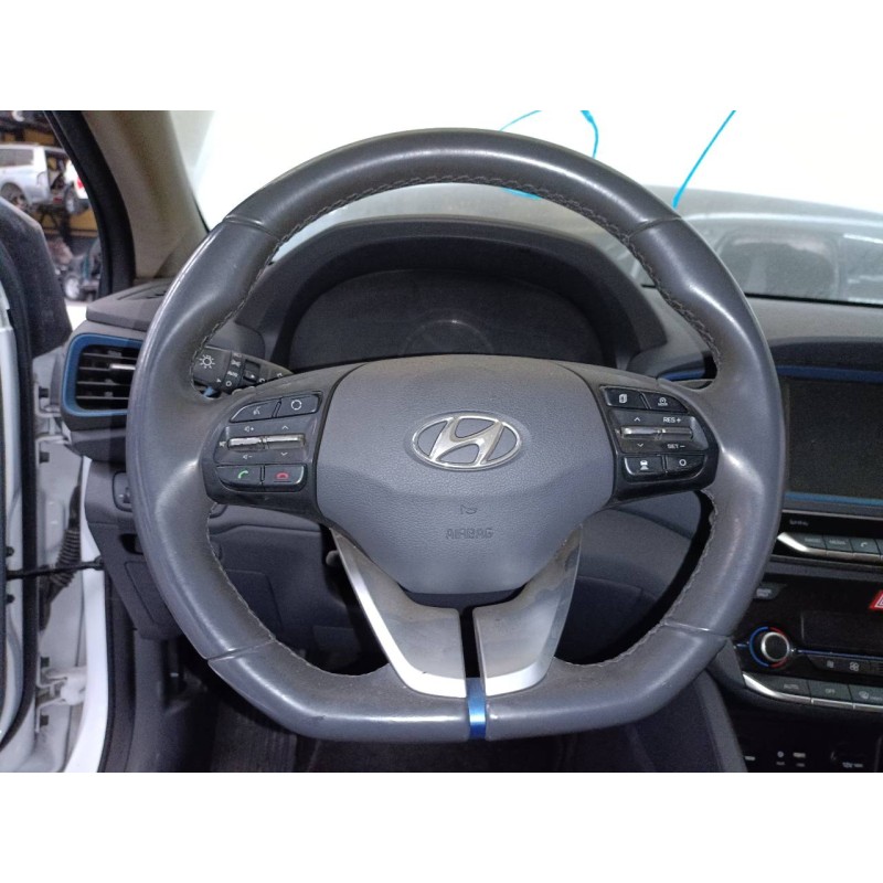 Recambio de volante para hyundai ioniq hybrid referencia OEM IAM   