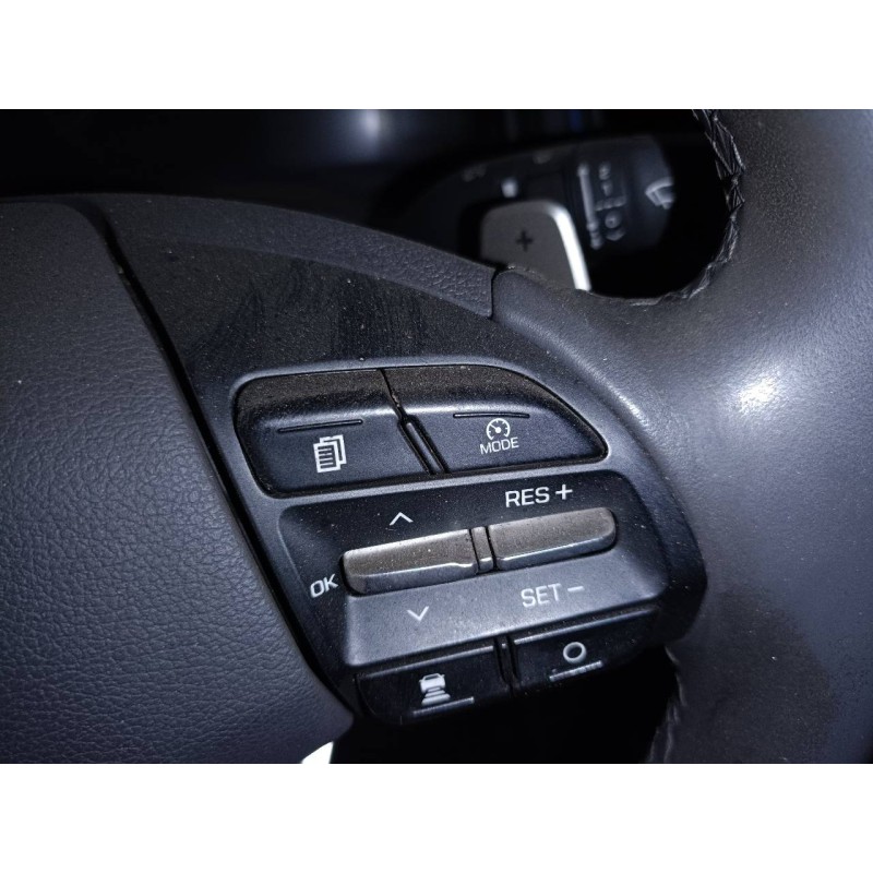 Recambio de volante para hyundai ioniq hybrid referencia OEM IAM   