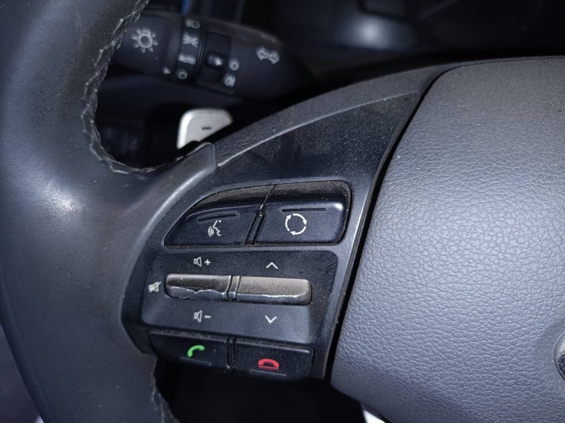 Recambio de volante para hyundai ioniq hybrid referencia OEM IAM   