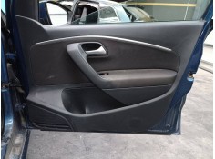 GUARNECIDO PUERTA DELANTERA DERECHA 