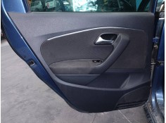 GUARNECIDO PUERTA TRASERA IZQUIERDA 