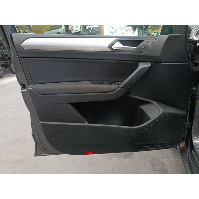Recambio de guarnecido puerta delantera izquierda para volkswagen touran (5t1) advance bmt referencia OEM IAM   