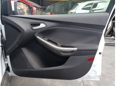 GUARNECIDO PUERTA DELANTERA DERECHA 