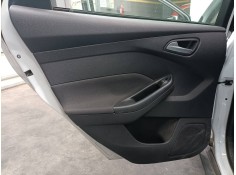 GUARNECIDO PUERTA TRASERA IZQUIERDA 