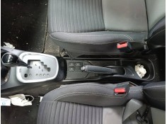 Recambio de consola central para toyota yaris hybrid active referencia OEM IAM   