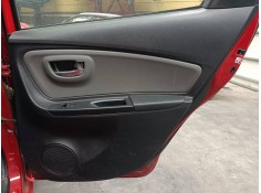 Recambio de guarnecido puerta trasera derecha para toyota yaris hybrid active referencia OEM IAM   