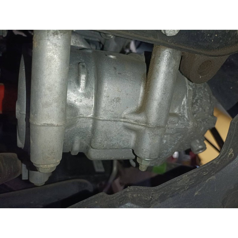 Recambio de compresor aire acondicionado para toyota yaris hybrid active referencia OEM IAM   