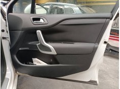 GUARNECIDO PUERTA DELANTERA DERECHA 