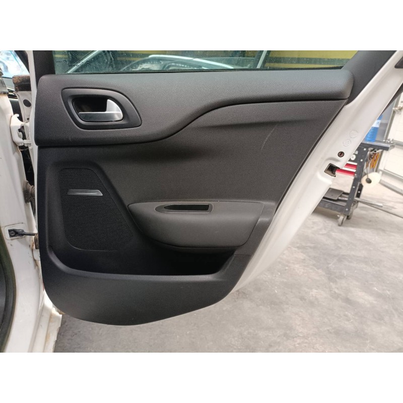 Recambio de guarnecido puerta trasera derecha para citroen ds4 design referencia OEM IAM   