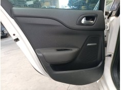 GUARNECIDO PUERTA TRASERA IZQUIERDA 