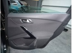 GUARNECIDO PUERTA TRASERA DERECHA 