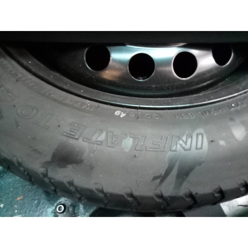 Recambio de neumatico repuesto para kia sportage business 2wd referencia OEM IAM T135/90/17  