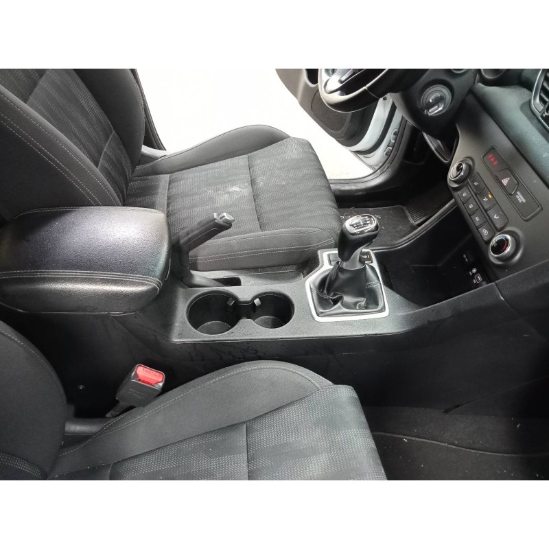 Recambio de consola central para kia sportage concept referencia OEM IAM   