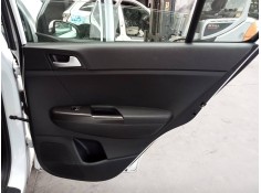 GUARNECIDO PUERTA TRASERA DERECHA 