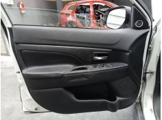 GUARNECIDO PUERTA DELANTERA IZQUIERDA 