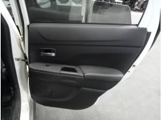 GUARNECIDO PUERTA TRASERA DERECHA 