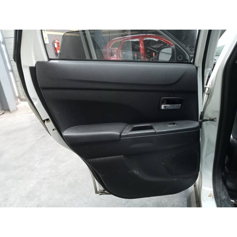 Recambio de guarnecido puerta trasera izquierda para mitsubishi asx (ga0w) 1.8 di-d cat referencia OEM IAM   