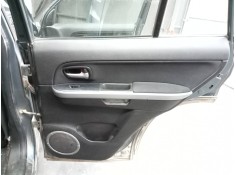 GUARNECIDO PUERTA TRASERA DERECHA 