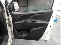 GUARNECIDO PUERTA DELANTERA DERECHA 