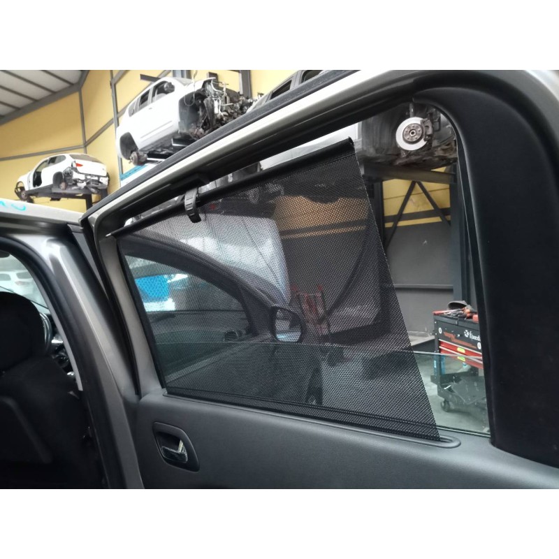 Recambio de guarnecido puerta trasera derecha para peugeot 5008 referencia OEM IAM   