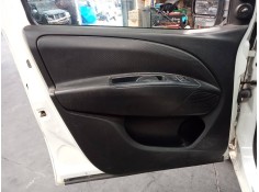 Recambio de guarnecido puerta delantera izquierda para opel combo d 1.6 16v cdti referencia OEM IAM   
