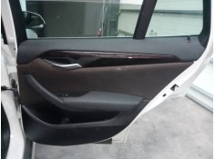 GUARNECIDO PUERTA TRASERA DERECHA 