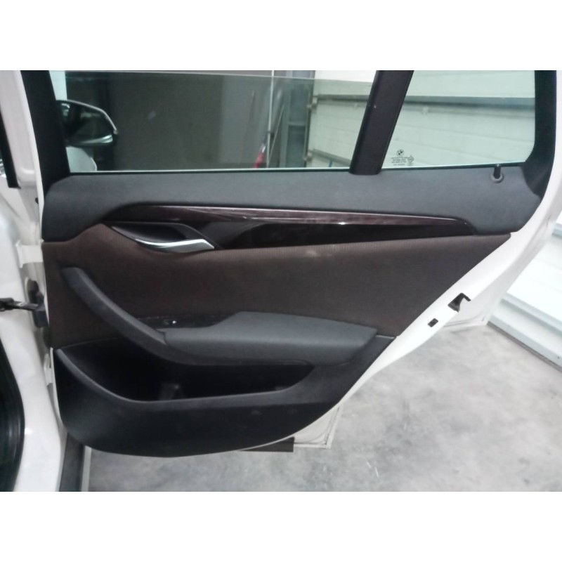 Recambio de guarnecido puerta trasera derecha para bmw x1 (e84) sdrive 18d referencia OEM IAM   