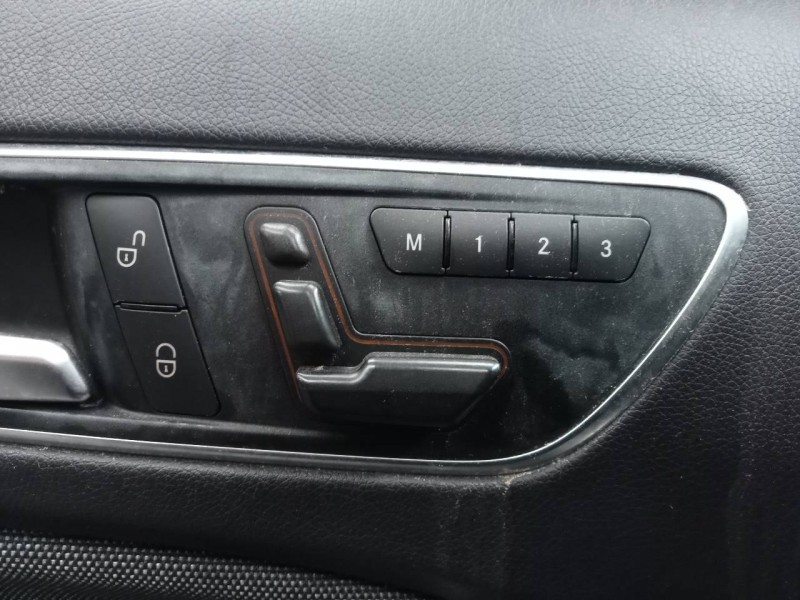 Recambio de guarnecido puerta delantera izquierda para mercedes clase gla (w156) cross activity referencia OEM IAM   