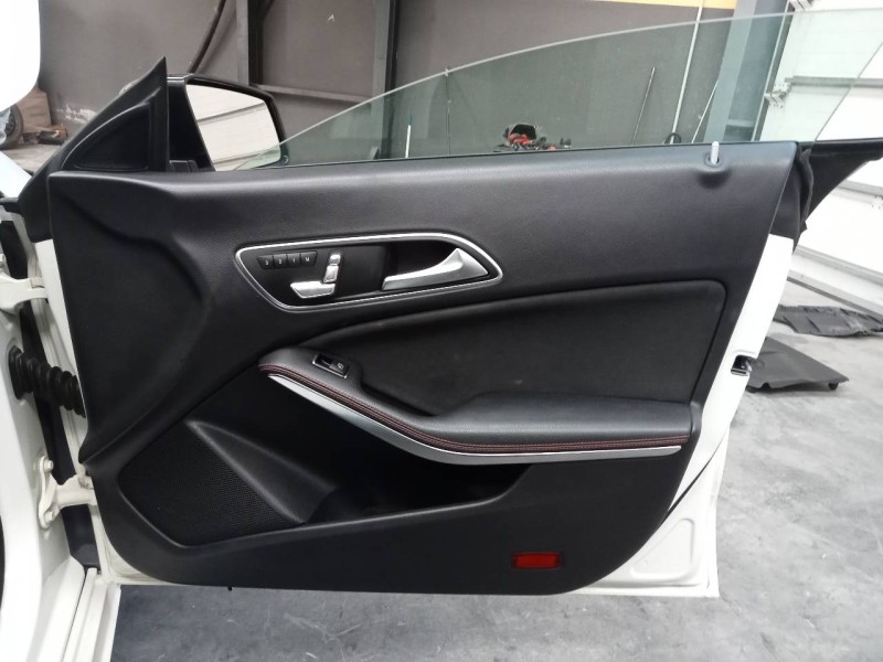 Recambio de guarnecido puerta delantera derecha para mercedes clase cla (w117) cla referencia OEM IAM   