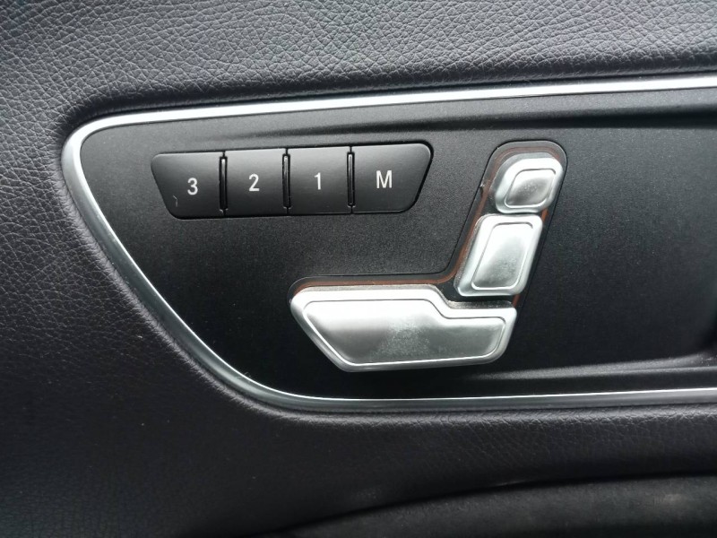 Recambio de guarnecido puerta delantera derecha para mercedes clase cla (w117) cla referencia OEM IAM   