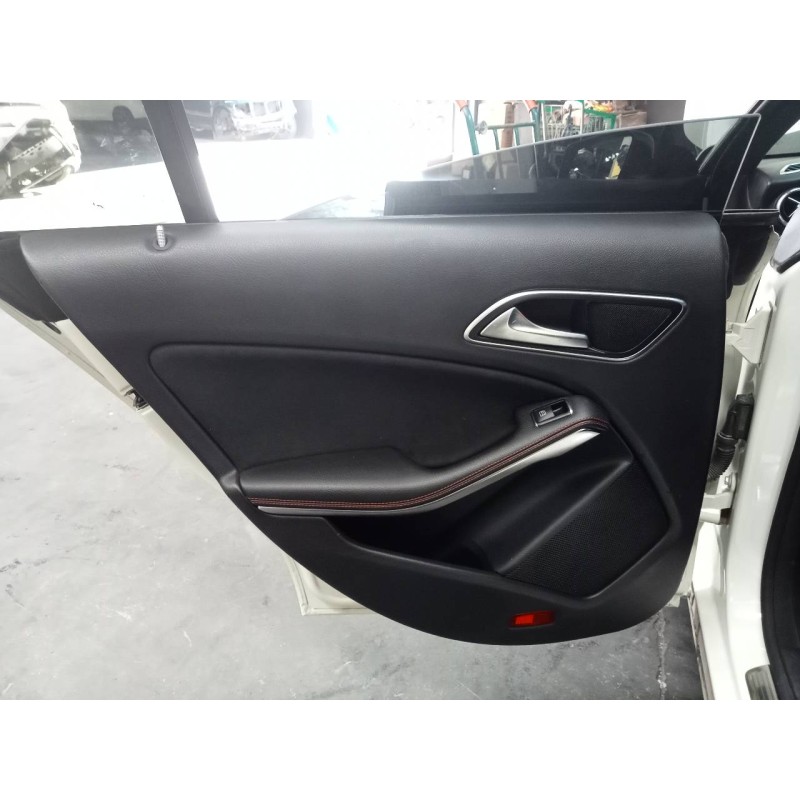 Recambio de guarnecido puerta trasera izquierda para mercedes clase cla (w117) cla referencia OEM IAM   