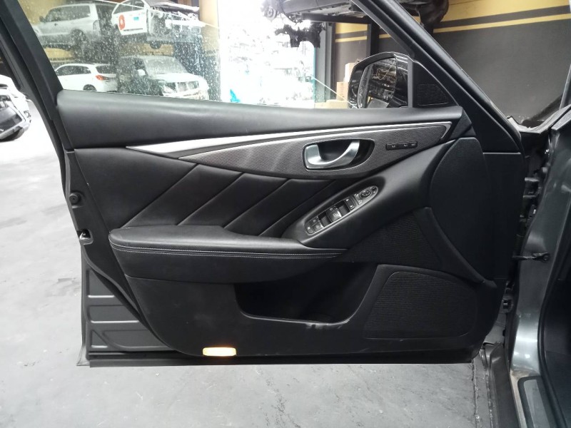 Recambio de guarnecido puerta delantera izquierda para infiniti q50 premiun referencia OEM IAM   