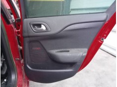 GUARNECIDO PUERTA TRASERA DERECHA 