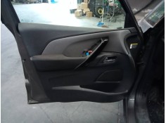 GUARNECIDO PUERTA DELANTERA IZQUIERDA 