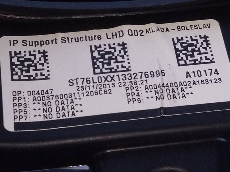 Recambio de salpicadero para mercedes clase cla (w117) cla referencia OEM IAM A00376003111206C62 A0044400A02A168123 P2-A2-20