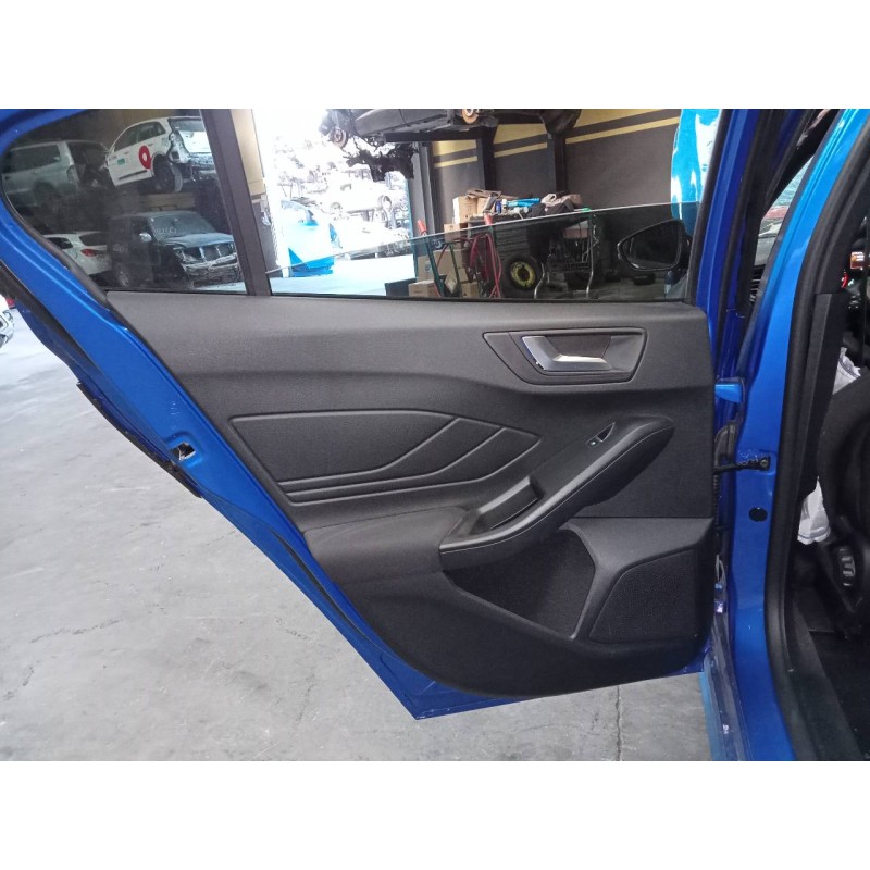 Recambio de guarnecido puerta trasera izquierda para ford focus st-line referencia OEM IAM   