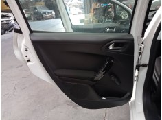 GUARNECIDO PUERTA TRASERA IZQUIERDA 