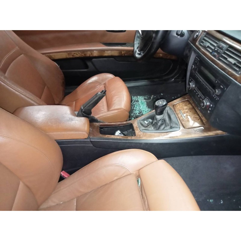 Recambio de consola central para bmw serie 3 coupe (e92) e92 coupé 320d referencia OEM IAM   