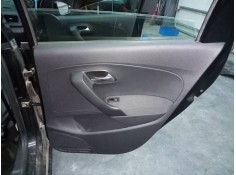 GUARNECIDO PUERTA TRASERA DERECHA 