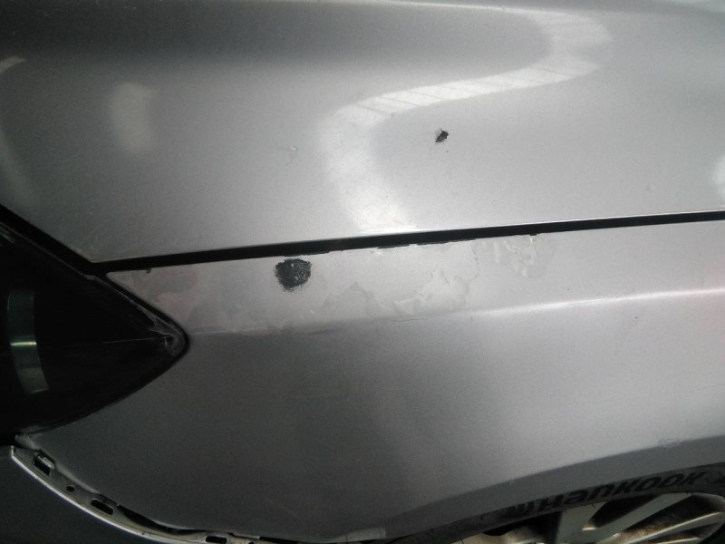 Recambio de aleta delantera izquierda para mazda 3 berlina (bk) referencia OEM IAM   