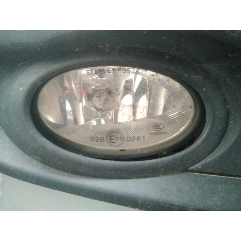 Recambio de faro antiniebla derecho para mazda 3 berlina (bk) referencia OEM IAM   
