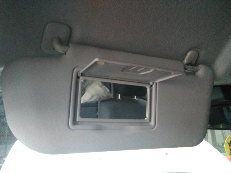 Recambio de parasol izquierdo para mazda 3 berlina (bk) referencia OEM IAM   