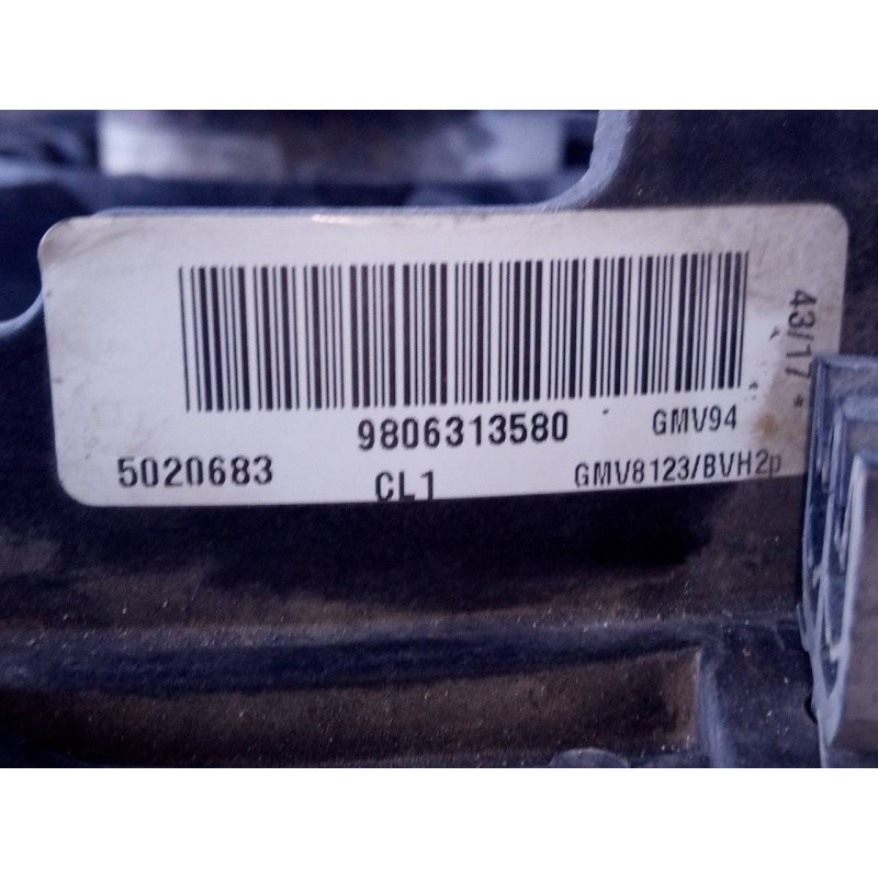 Recambio de electroventilador para peugeot 3008 suv referencia OEM IAM 9806313580  