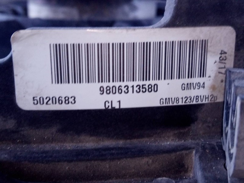 Recambio de electroventilador para peugeot 3008 suv referencia OEM IAM 9806313580  