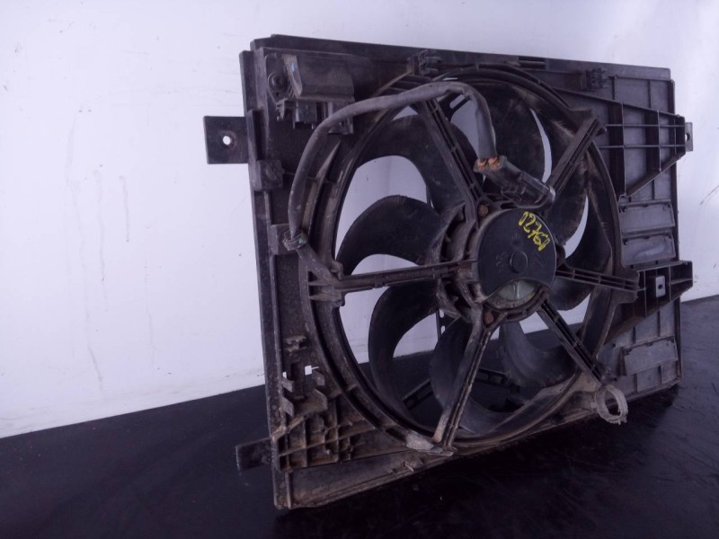 Recambio de electroventilador para peugeot 3008 suv referencia OEM IAM 9806313580  