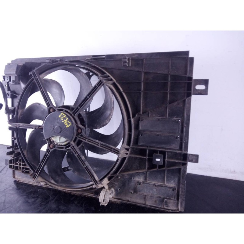 Recambio de electroventilador para peugeot 3008 suv referencia OEM IAM 9806313580  